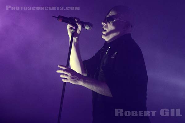 THE SISTERS OF MERCY - 2009-03-07 - PARIS - Le Bataclan - 